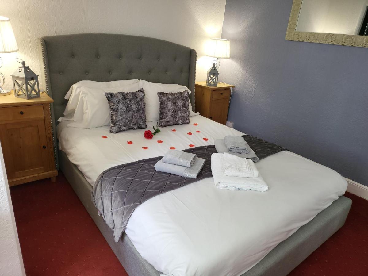 Hilton House Hotel Екстериор снимка